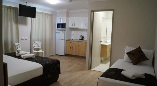 Студия Castle Crest Motel