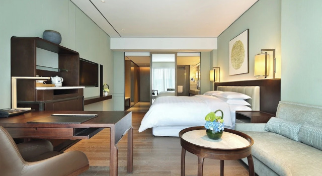 Двухместный номер Guest Sheraton Grand Hangzhou Binjiang Hotel
