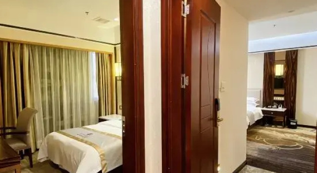 Люкс Classic Zhuhai Jinshanlin Hotel