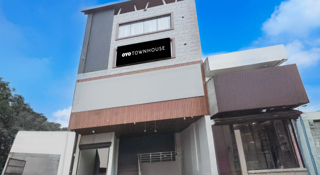 Townhouse DSIDC Bawana Formerly Kanhaiya Residency, Забронировать Отель Bawāna Национальный столичный округ Дели