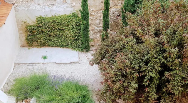 Апартаменты Charming 62 M With Shared Garden Center