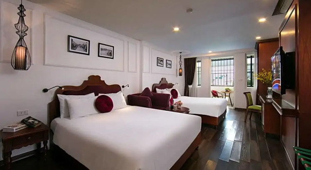 Семейный номер Standard с балконом Отель Silk Flower Hotel & Spa