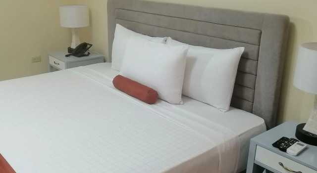 Hotel Grand A View, Book Hotel Hoteller i Montego Bay Coast med parkering, Parkering