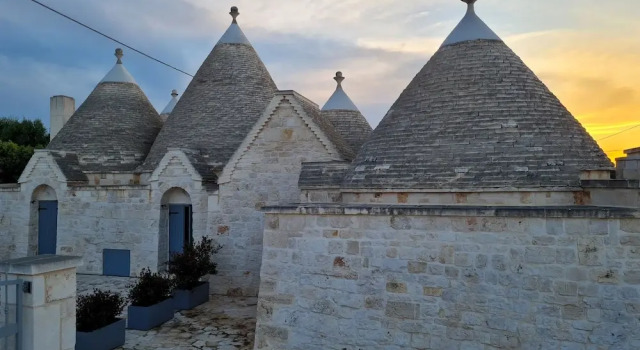 TD Il Faritrullo Trulli in the Itria Valley w Pool