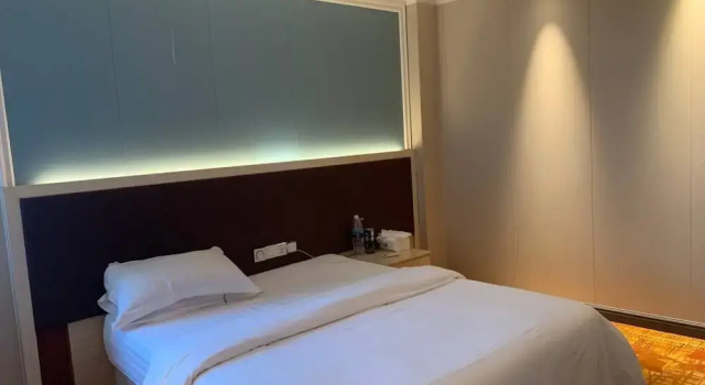 Номер Superior A1 Royal hotel Riverside
