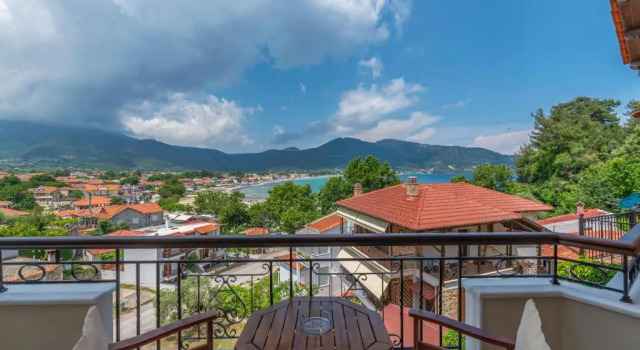 Студия Hotel Hera