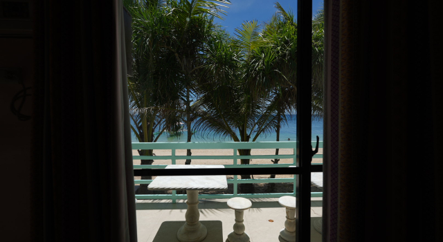 Люкс Deluxe Carabao Island Beach Camp