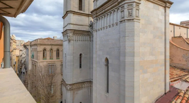 Flateli Plaça Catalunya 10, Varaa Hotelli Girona Gironès, lähellä Arab Baths Girona