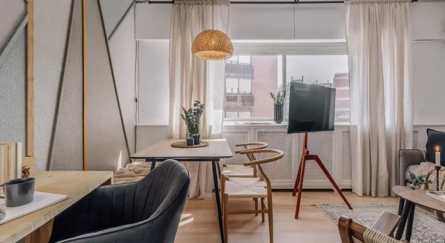 Semuy - 1 Bedroom in Bernab U-hispanoam Rica, Забронировать Апартаменты/квартира Мадрид Провинция Мадрид, рядом с Pablo Sorozábal