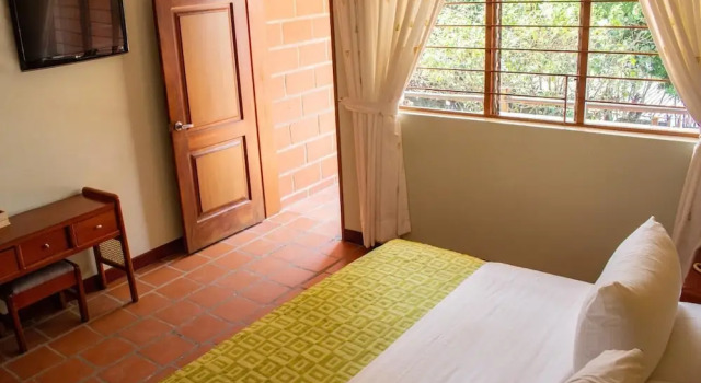 Hosteria Guaracu, Prenota Hotel San Jerónimo Antioquia