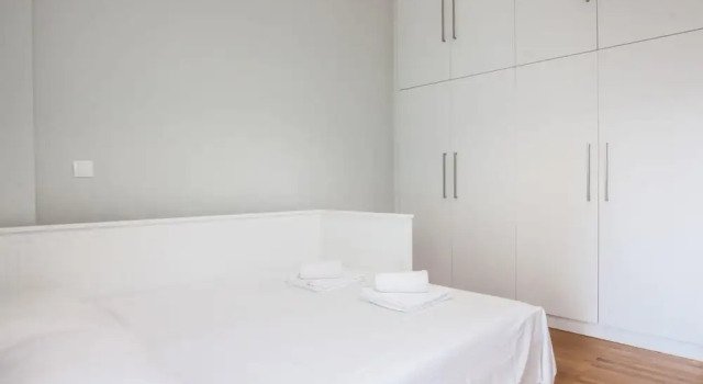 Brand new apt in Zografou