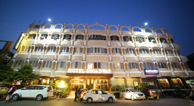 New Hotel Broadway