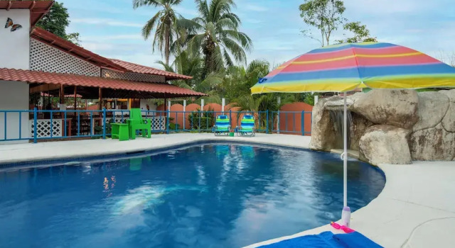 Casa Blanca, Book Apartment Manzanillo Limon