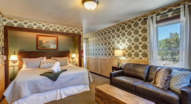 Студия Fireside Inn & Hostel