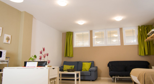 Holidays2Malaga Juan de Mena Apartments