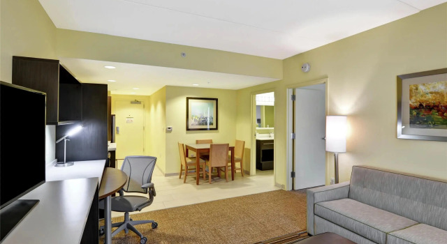 Двухместный люкс с видом на горы Home2 Suites By Hilton Dickson City Scranton