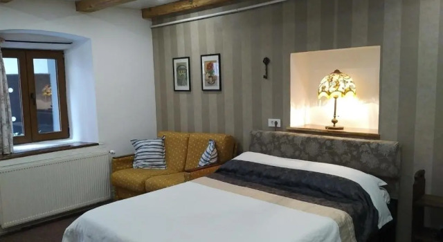 Guesthouse Postavarului, Забронировать Отель Недорогие отели Брашова, рядом с Brasov Christmas Market, недорого