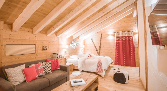 Полулюкс Пентхаус с балконом Lifestyle Rooms & Suites by Beau-Séjour