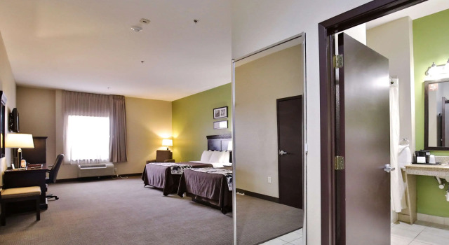 Четырёхместный номер Standard Sleep Inn & Suites Abilene Near University