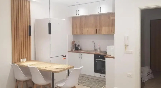 2A near Blloku area Apartment, Забронировать Апартаменты/квартира Тирана область Тирана, рядом с Skanderbeg Square