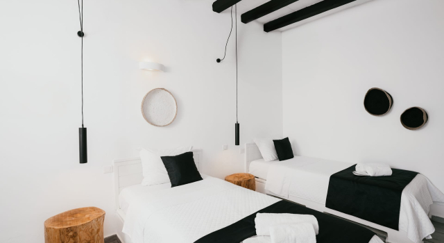 Двухместный номер Standard с видом на внутреннюю территорию Mr and Mrs White Paros Suites & More