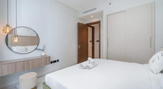 Lavish 2BR Apartment in Sobha Creek Vistas Reserve