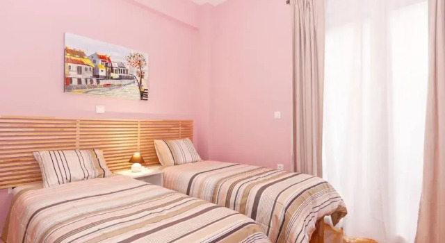 2 bedroom design apartment in Athens center, Забронировать Апартаменты/квартира Афины Острова Саронического залива - Аттика, рядом с Холм Филопаппос