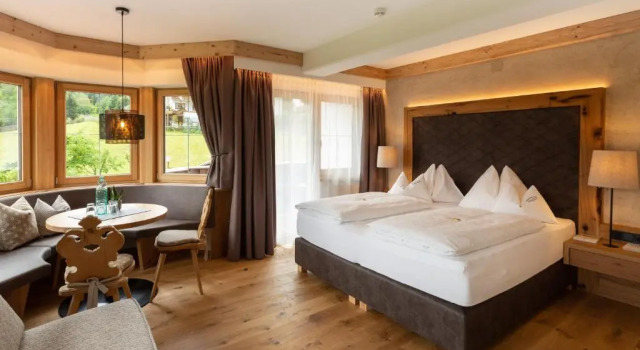 Leonhard Stock, Rezervasyon Otel Finkenberg Hintertux Glacier