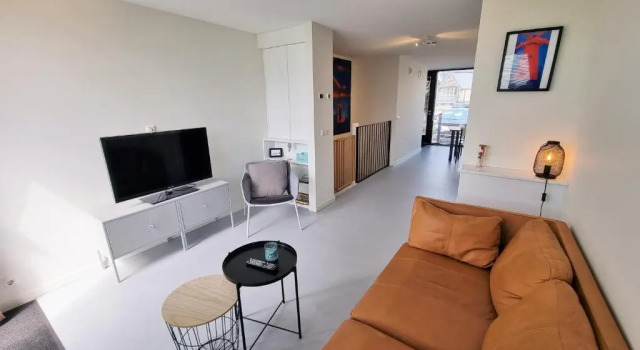DOMBURG centrum - Luxe vakantiewoning 500 meter van strand met tuin en parkeerplaats & WIFI - Roosjesweg 2A
