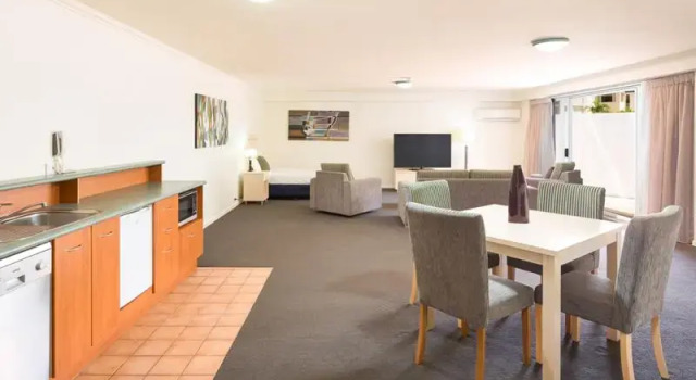 Двухместный номер Classic Sovereign on the Gold Coast