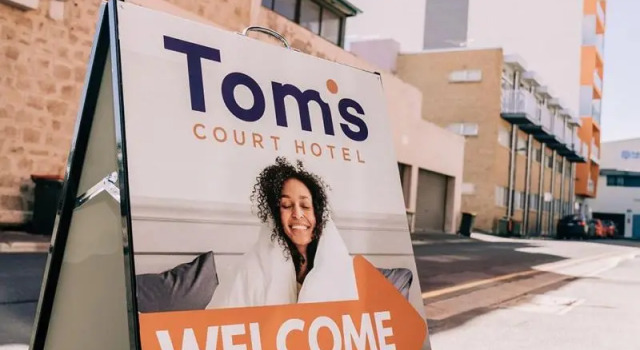 Toms Court Hotel, Забронировать Отель Отели Аделаиды с завтраком, рядом с Torrens University Australia, Завтраки