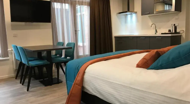 Студия Rivers Hotel