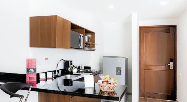 Четырёхместный люкс Leblon Suites Hotel Milla de Oro