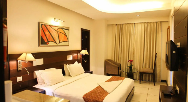 Номер Deluxe Hotel Golf View Suites