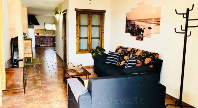 Коттедж Casa Bellavista with great views in Mozaga