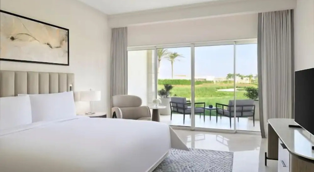 Люкс Deluxe с 2 комнатами с видом на море Serviced Apartments at Address Beach Resort Marassi