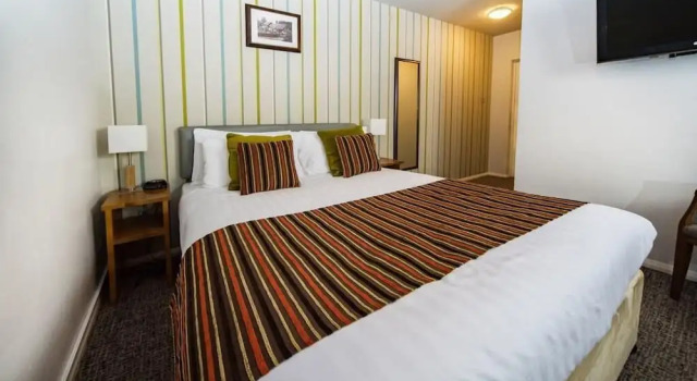 Номер Standard Henley Hotel