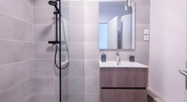 Апартаменты Modern Apartment for 9 in Loire