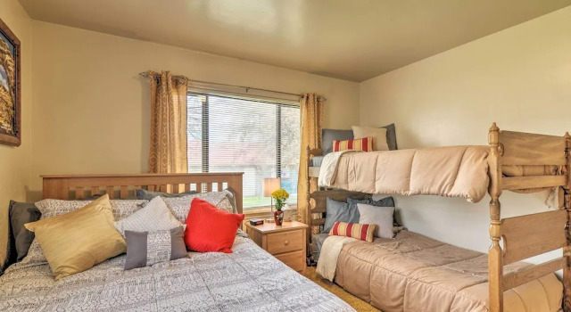 Panguitch Home w/ Patio ~ 24 Mi to Bryce Canyon, Varaa Lomakoti Panguitch 