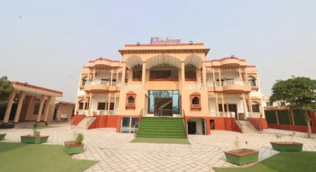 Hotel Sonar Haveli by OYO Rooms, Rezerwuj Hotel Bharatpur Rajasthan