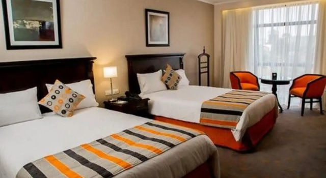 Полулюкс Carnaval Hotel Casino