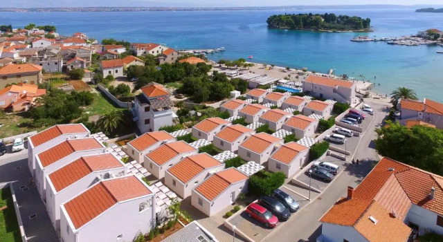 Апартаменты с 2 комнатами с балконом Vile Dalmacija
