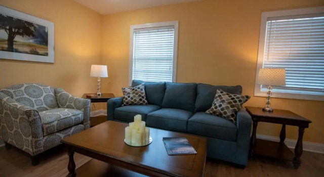 Howards Creek Inn, Reserva ahora Hotel White Sulphur Springs 