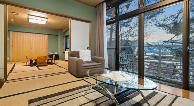 White Horse Hotel