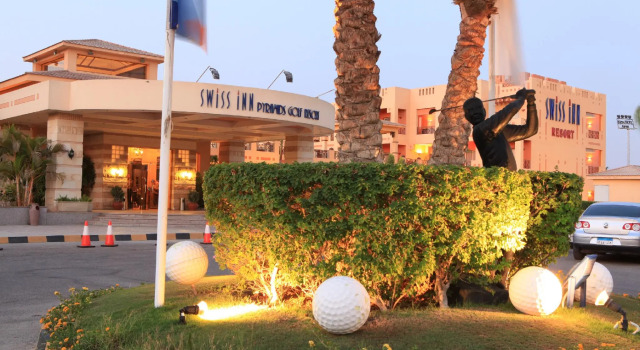 Номер Standard Курортный отель Swiss Inn Pyramids Golf Resort