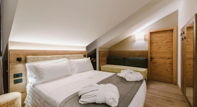Трёхместный номер Standard Chalet Queen