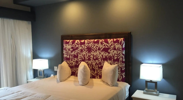 Americas Best Value Inn - Posada El Rey Sol, Book Hotel Hoteller i Ensenada med parkering, Parkering