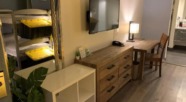 Кровать в общем номере (женский номер) Bposhtels Las Vegas