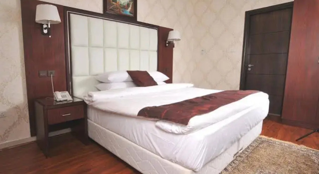 Royal Suite Hotel Apartments, Забронировать Апартаменты/квартира Отели Абу-Даби с парковкой, рядом с Золотой Рынок, Парковка