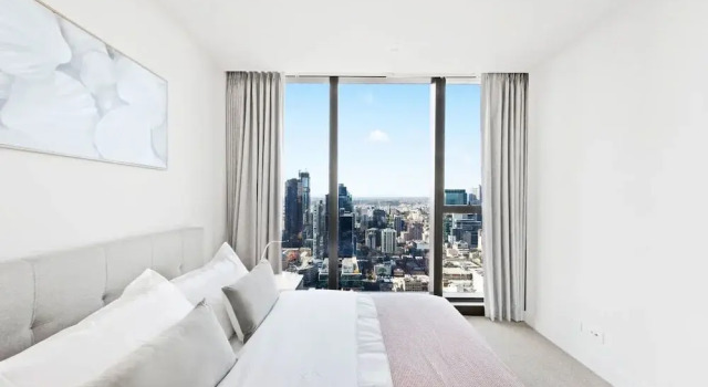 A 3BR Apt Next to Melbourne Central, Free Parking, Забронировать Апартаменты/квартира Мельбурн Melbourne Region, рядом с Manchester Unity Building